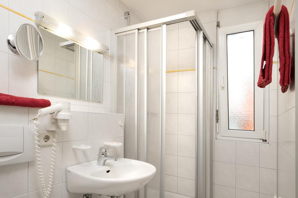 Hotel Meyerhof Lörrach Δωμάτιο φωτογραφία